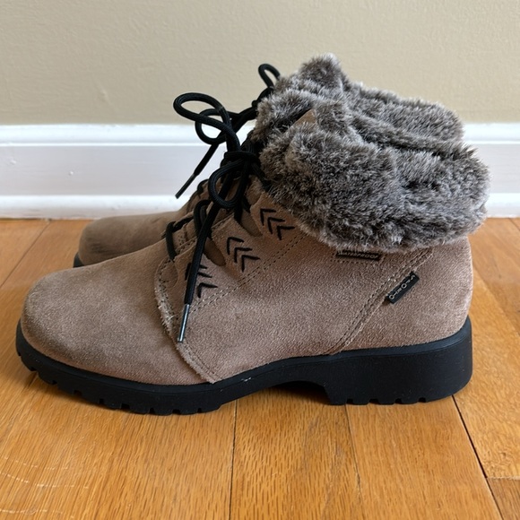 Winter Boots by Sporto - Picture 2 of 8